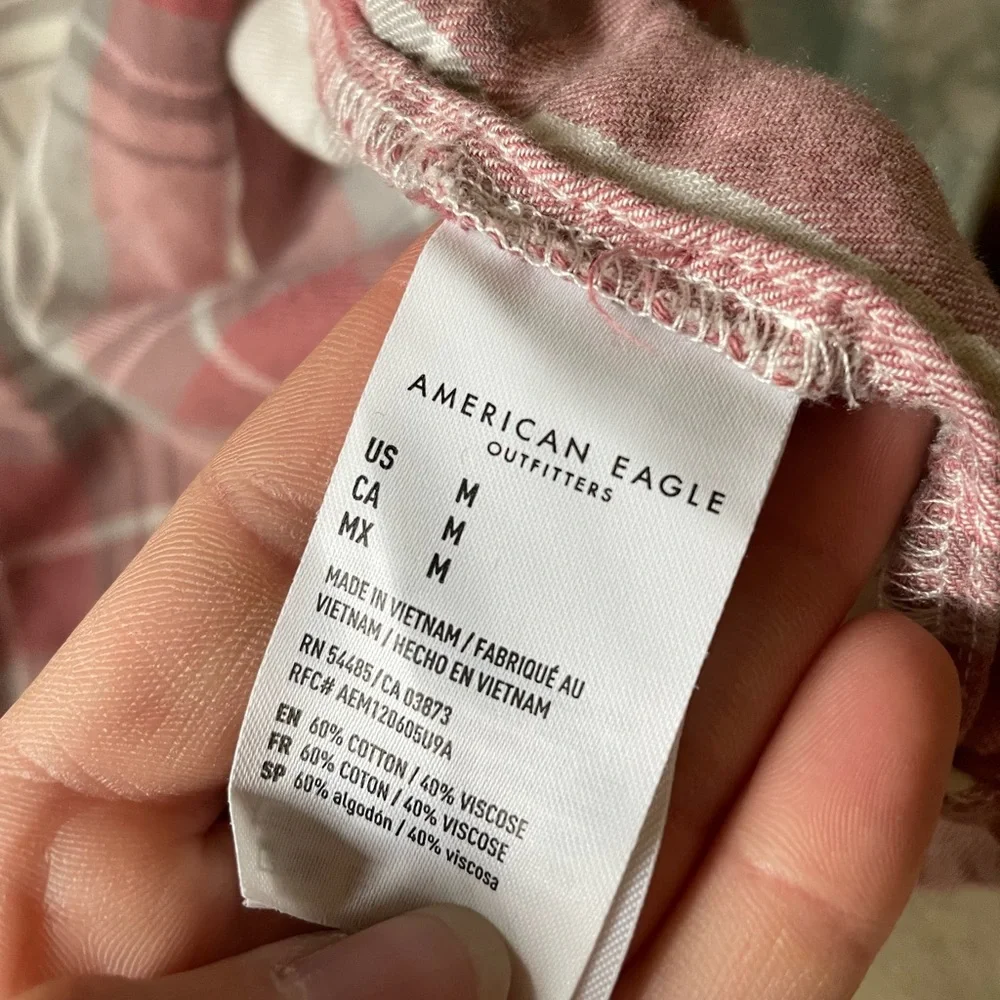American Eagle cropped tiger plaid button down - Picture 10 of 16